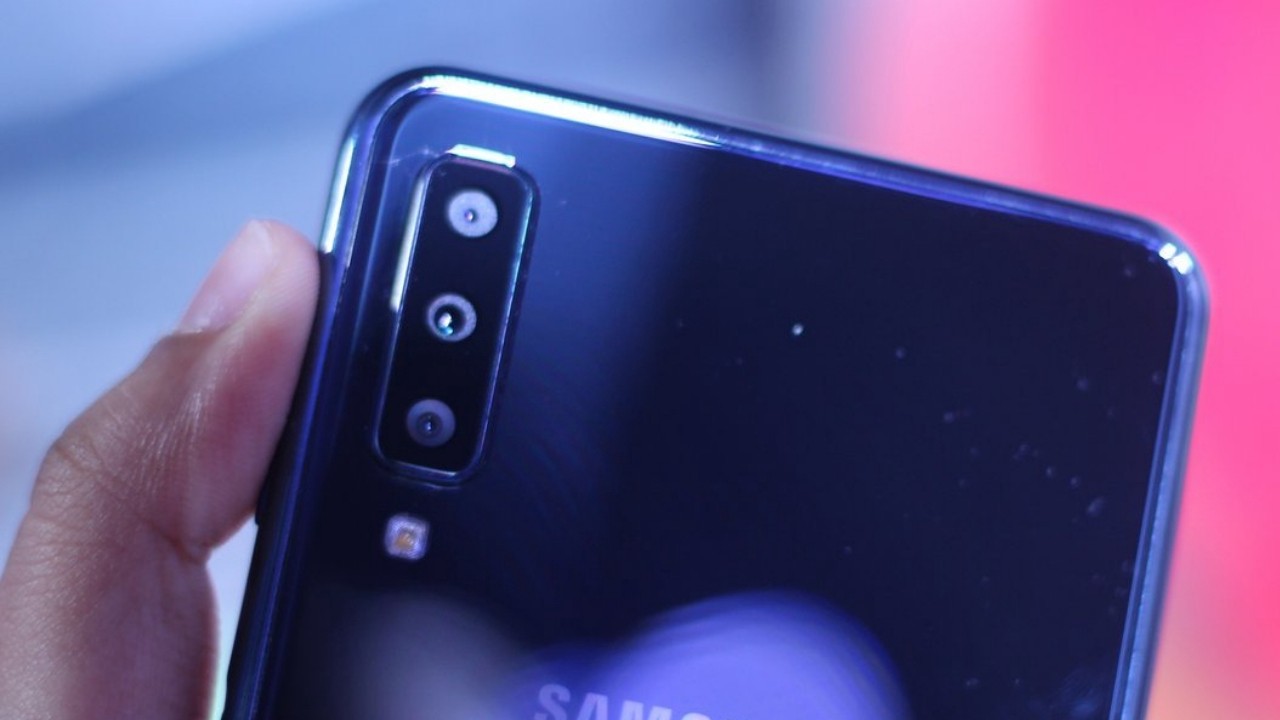Infinity-U ekranlı Samsung Galaxy A50 tanıtıldı!