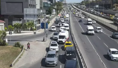 İstanbul trafiğinde yeni uygulama! Tüm araçların radyolarında bu anons duyulacak